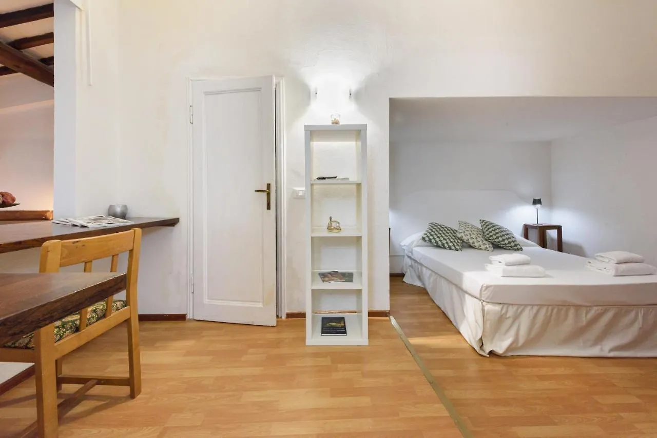 Lovely Campuccio By Mmega Florence Italy